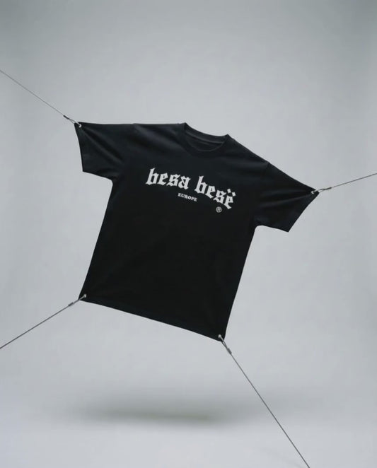 BESA BESË OG SHIRT 
